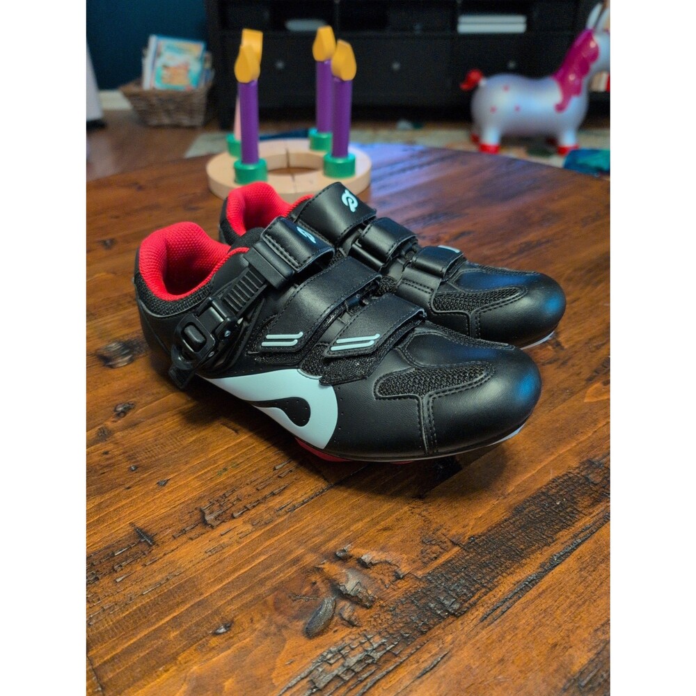 EUC Peloton cycling bike shoes with look delta cleats EU 40 US women's 9